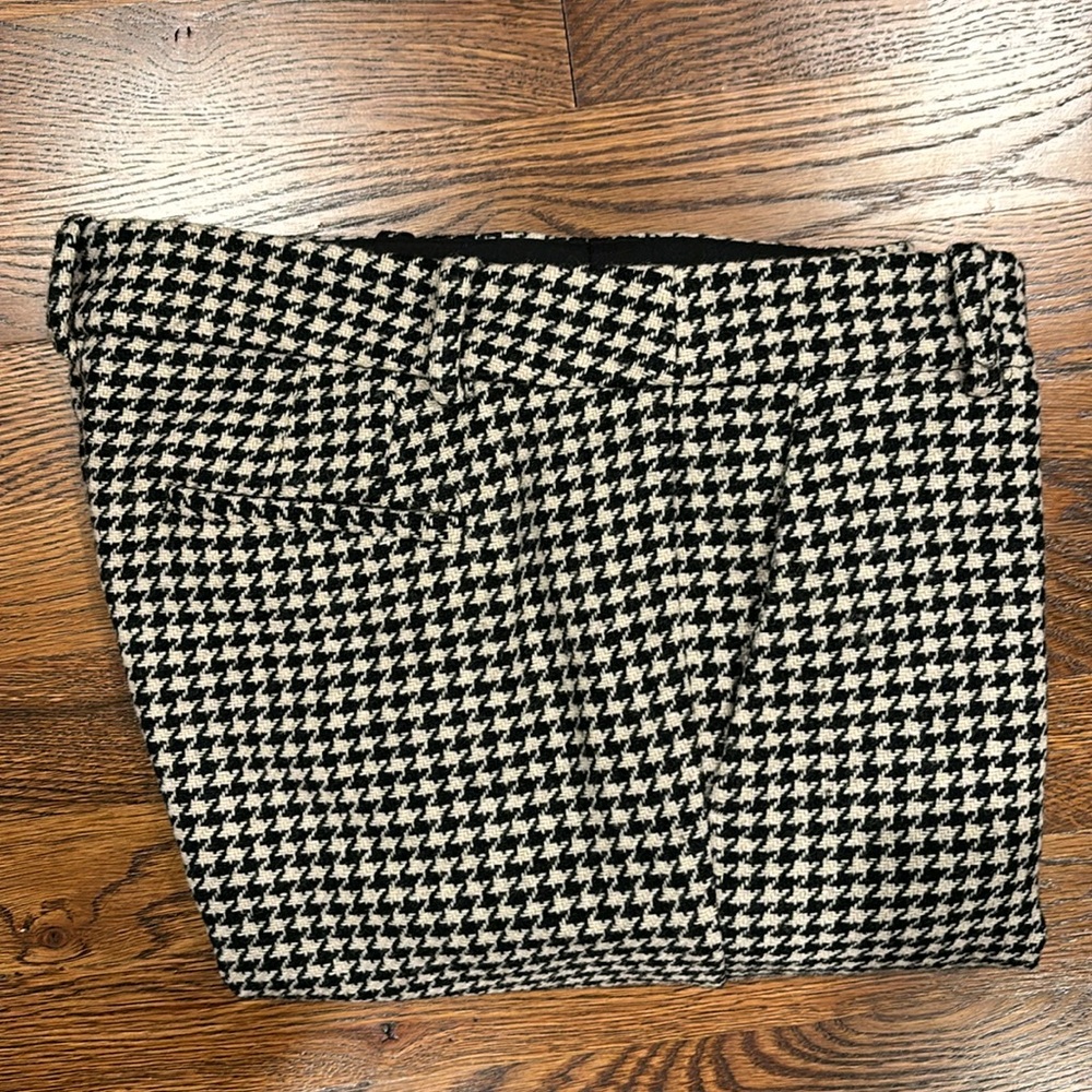 Houndstooth City Fit Pants - Picture 6 of 10
